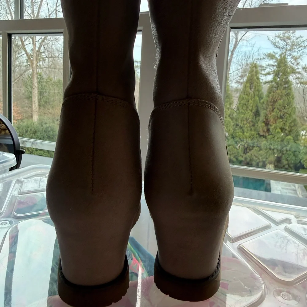 Emu Australia (Ugg) Emerald Tan Suede Wedge Merino Wool Lined Ankle Boots 9